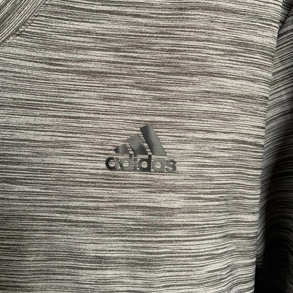 Women’s adidas long sleeve top! - Picture 2 of 4